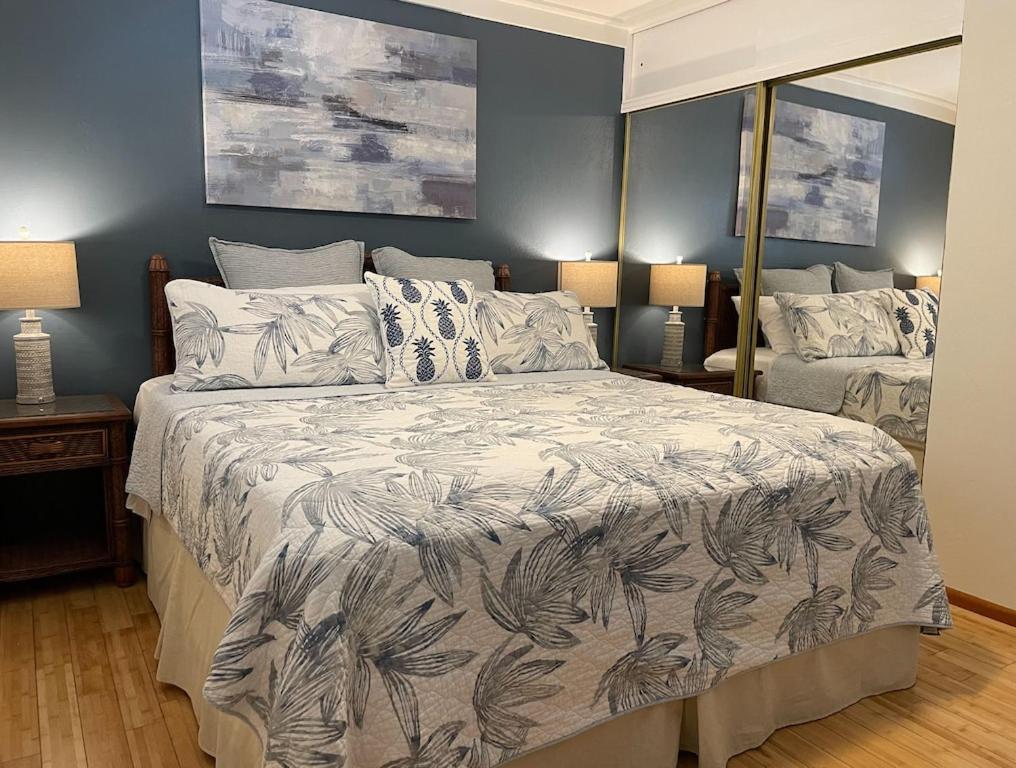 Molokai Island Retreat With Beautiful Ocean Views And Pool - Newly Remodeled! Apartment Ualapue Exterior photo