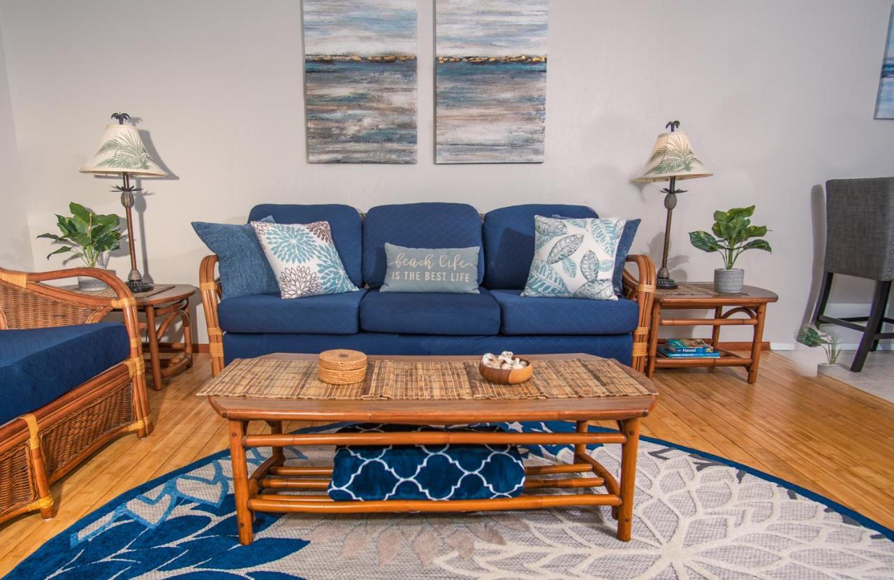 Molokai Island Retreat With Beautiful Ocean Views And Pool - Newly Remodeled! Apartment Ualapue Exterior photo