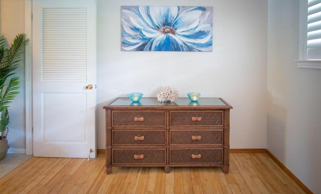 Molokai Island Retreat With Beautiful Ocean Views And Pool - Newly Remodeled! Apartment Ualapue Exterior photo