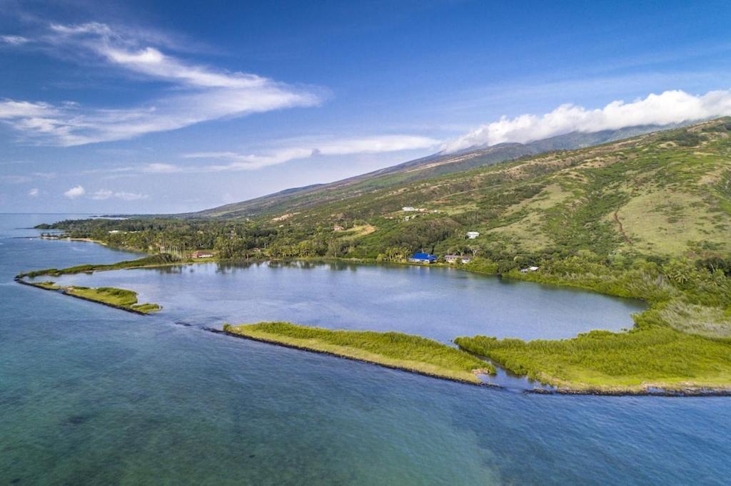 Molokai Island Retreat With Beautiful Ocean Views And Pool - Newly Remodeled! Apartment Ualapue Exterior photo